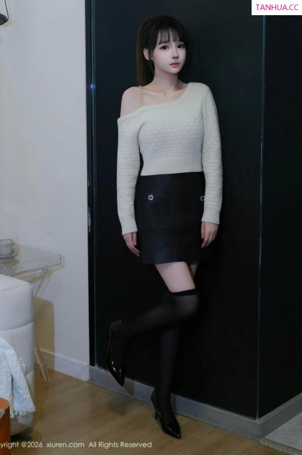   [XiuRen]高清写真图 2026.01.21 No.11254 沈蜜儿 性感白T第2张图片